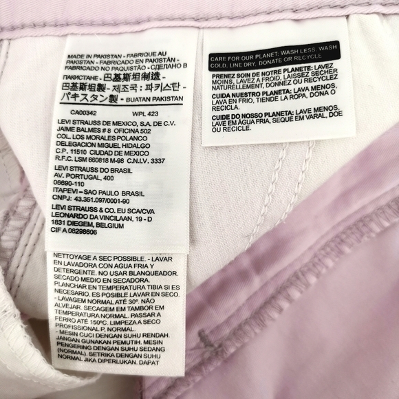 Levi's NWT Women's 29 Pink Cotton Classic Shorts - Picture 15 of 16